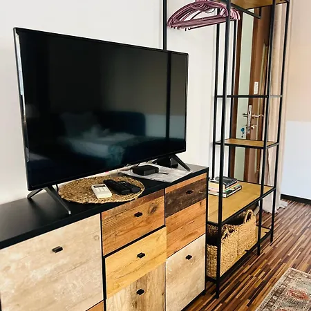 דירה Desi House 302 A Large Cozi